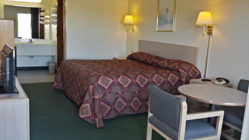 Express Inn ニューオールバニ エクステリア 写真