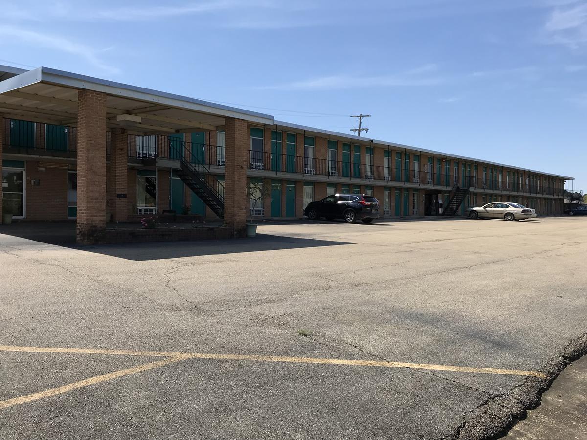 Express Inn ニューオールバニ エクステリア 写真
